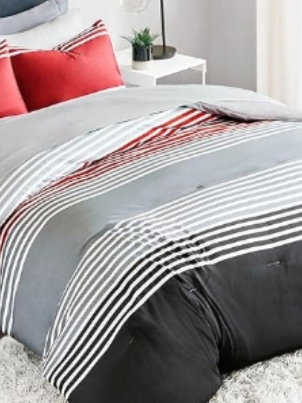 REVERSIBLE Bed in Bag QUEEN 9 Pc Set BRAND NEW